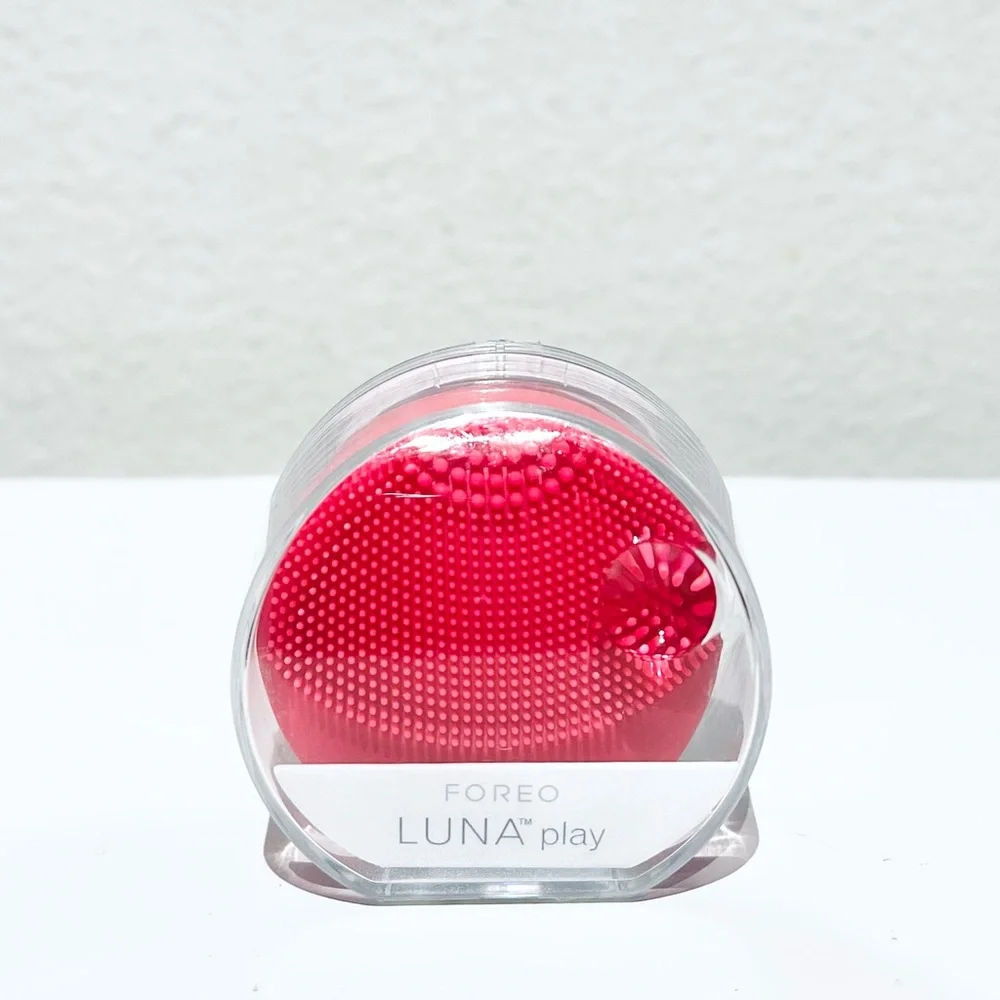 ⭐️Brand New⭐️ FOREO Luna Play